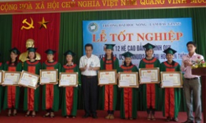 Coi trọng giáo dục chính trị, tư tưởng trong đoàn viên, thanh niên